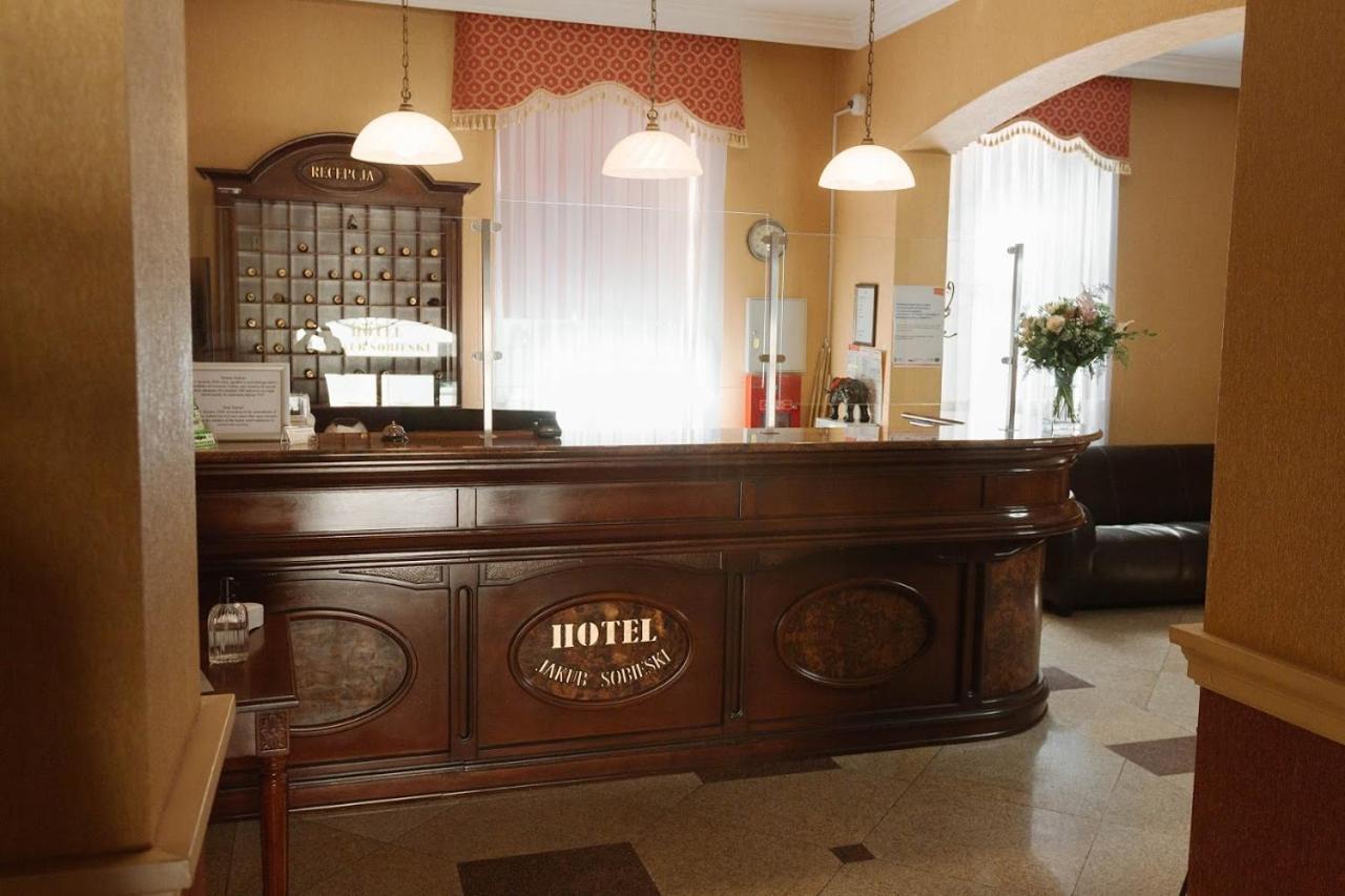 Hotel Jakub Sobieski 와와 외부 사진