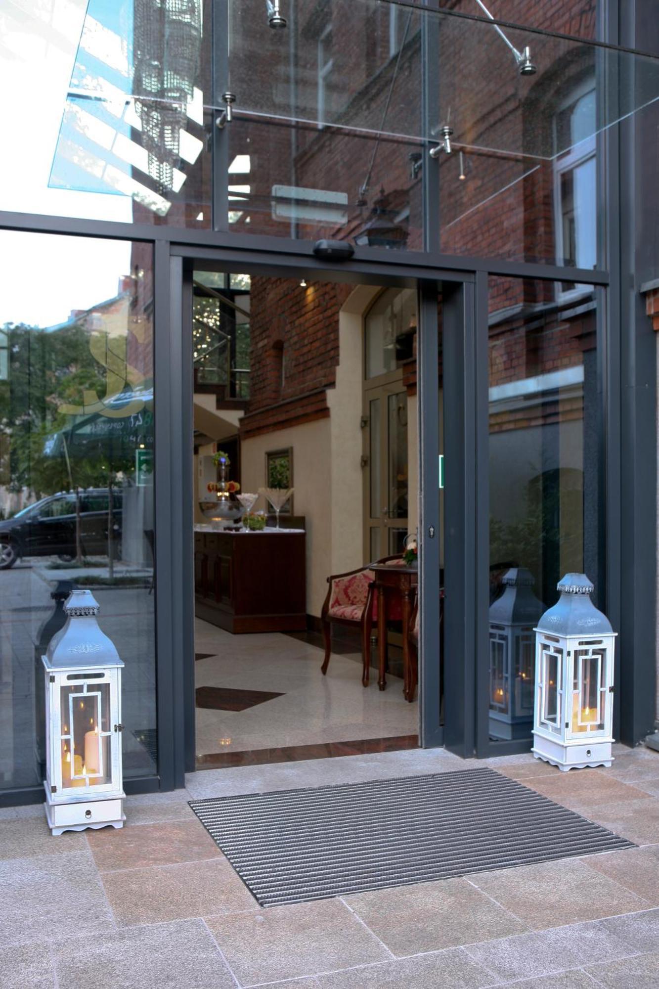 Hotel Jakub Sobieski 와와 외부 사진